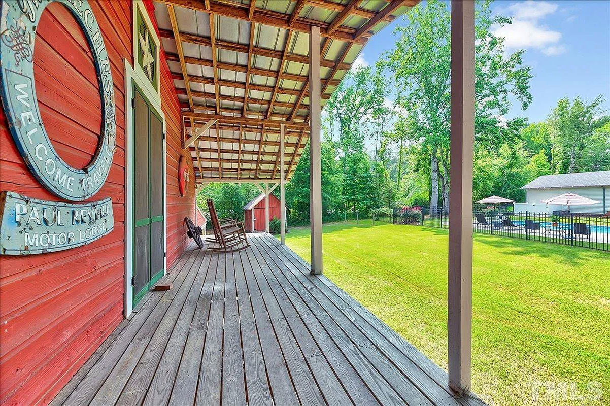 Caul Group-2412-Olive-Chapel-Road-36