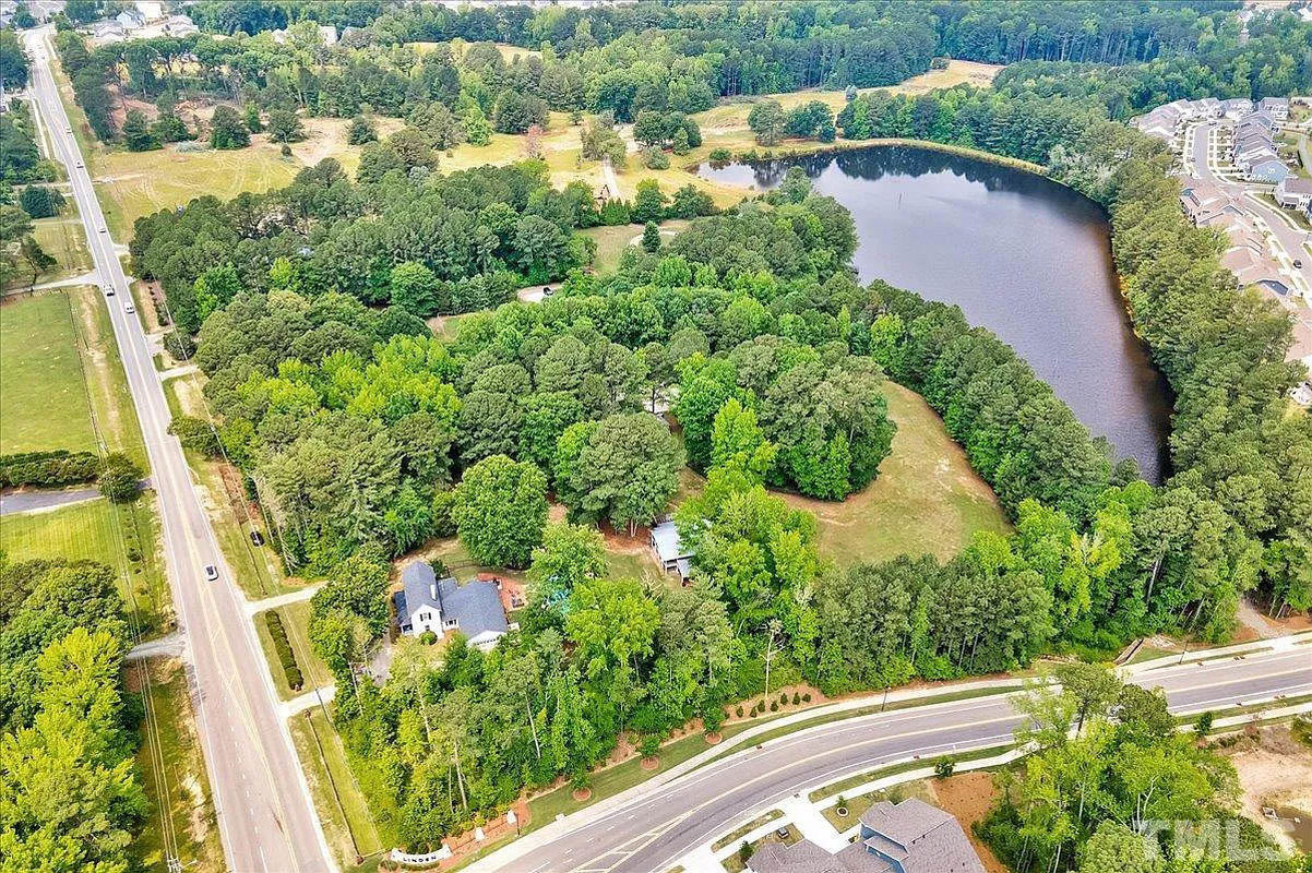 Caul Group-2412-Olive-Chapel-Road-44