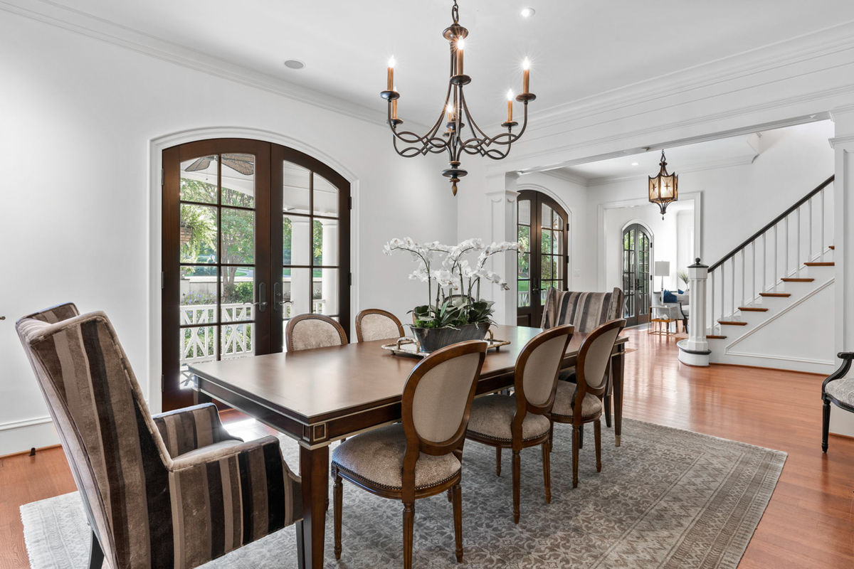 Caul Group-2517 Chelmsford Ct-11