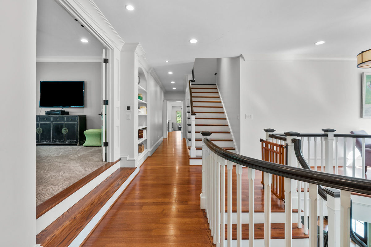 Caul Group-2517 Chelmsford Ct-28