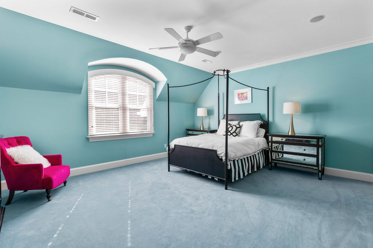 Caul Group-2517 Chelmsford Ct-31