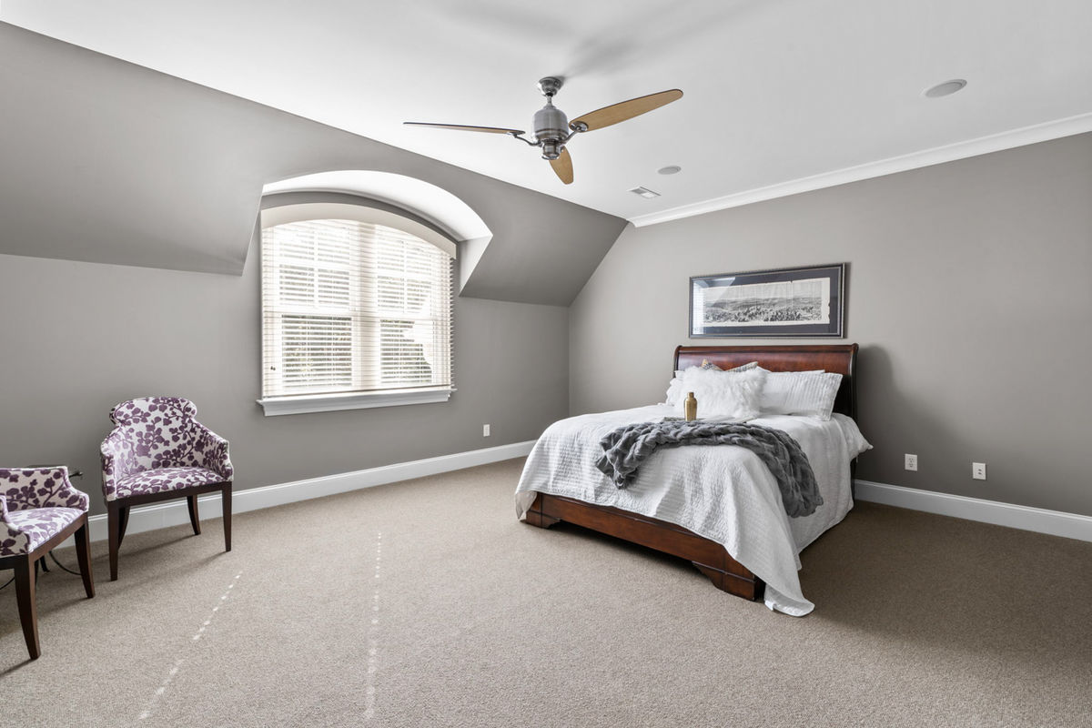Caul Group-2517 Chelmsford Ct-36