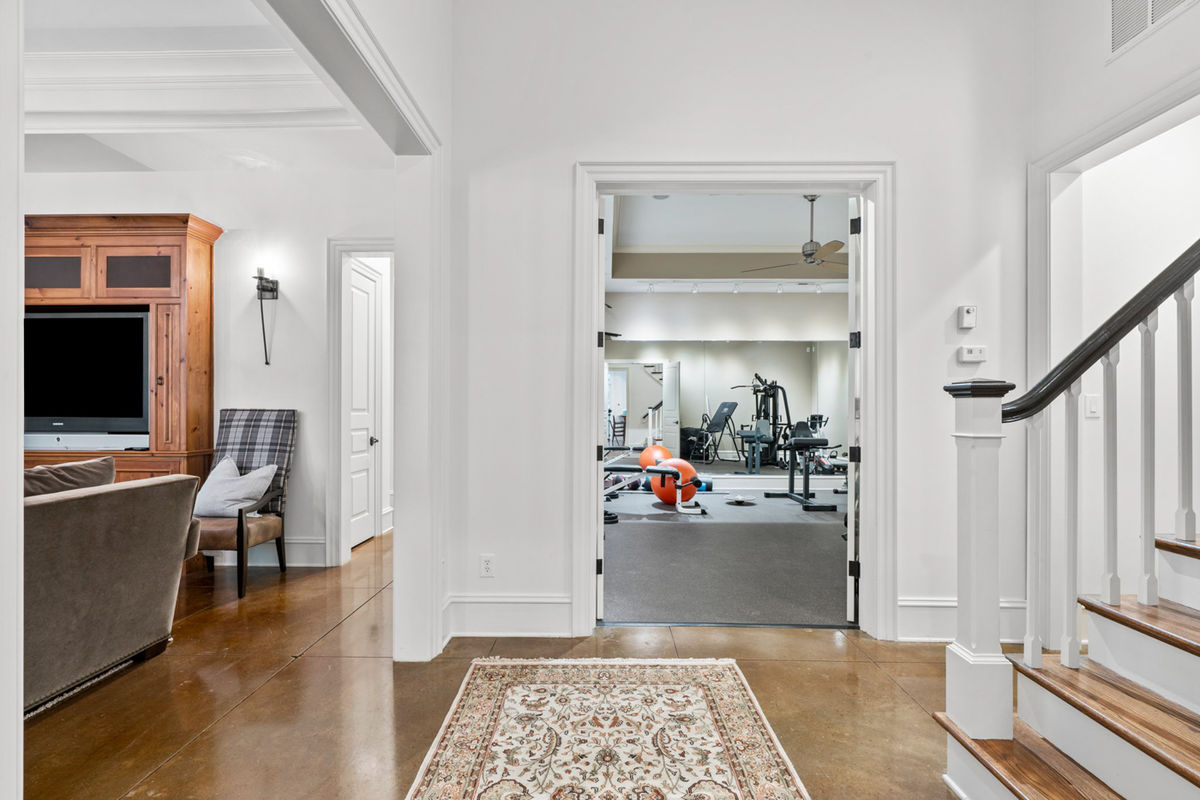 Caul Group-2517 Chelmsford Ct-43