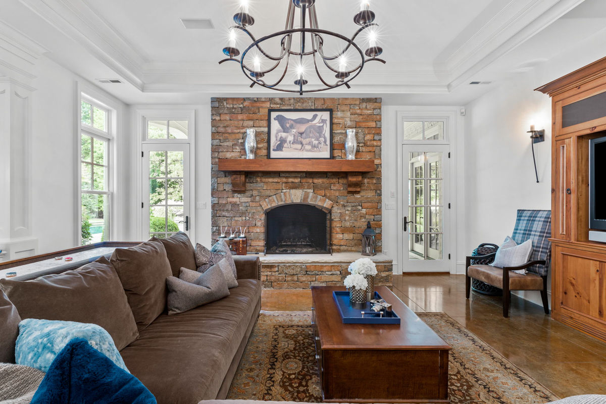 Caul Group-2517 Chelmsford Ct-44