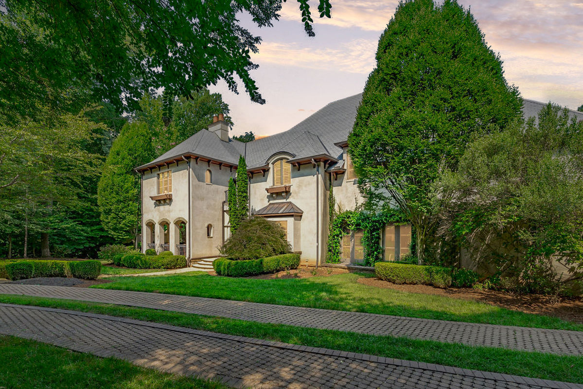 Caul Group-2604 Chelmsford-06frontexterior-twilight