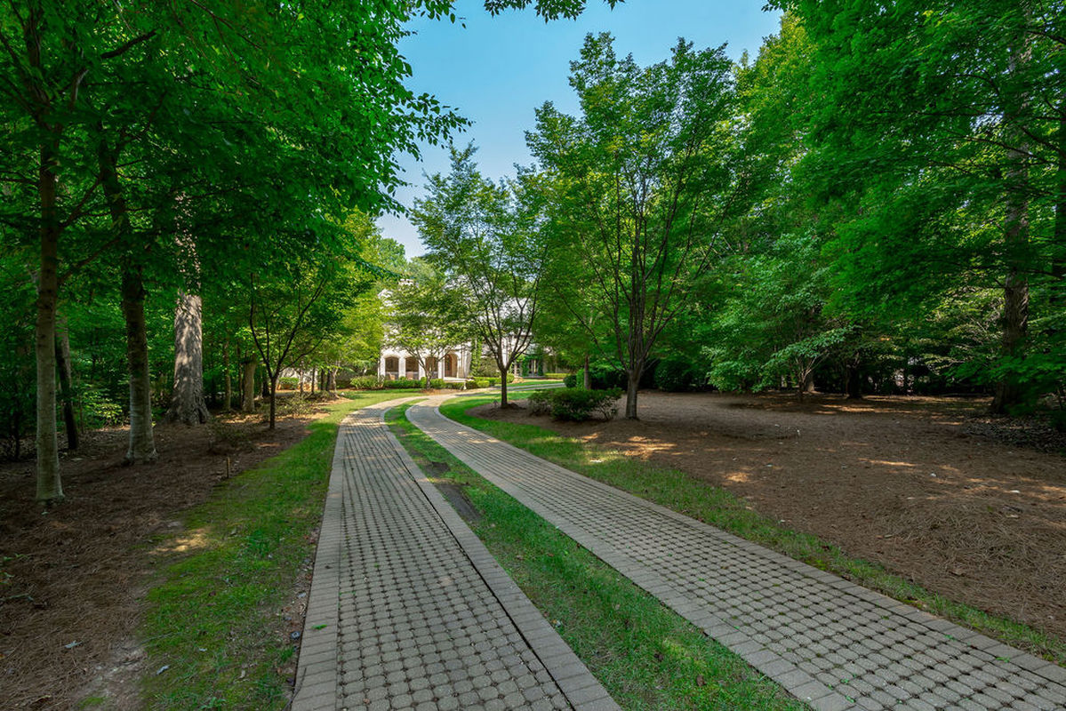 Caul Group-2604 Chelmsford-10frontexterior