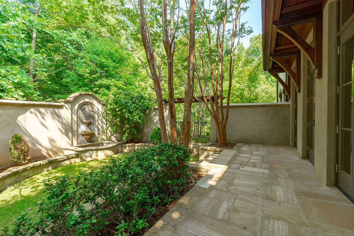 Caul Group-2604 Chelmsford-14frontexterior