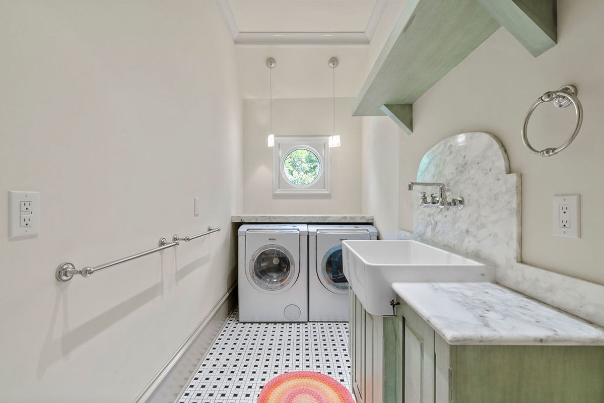 Caul Group-2604 Chelmsford-56laundry