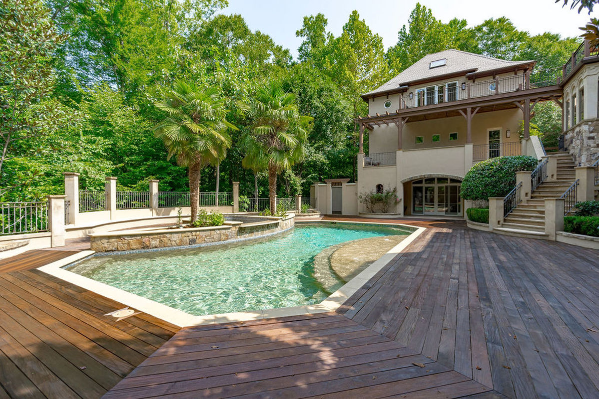 Caul Group-2604 Chelmsford-89backexterior