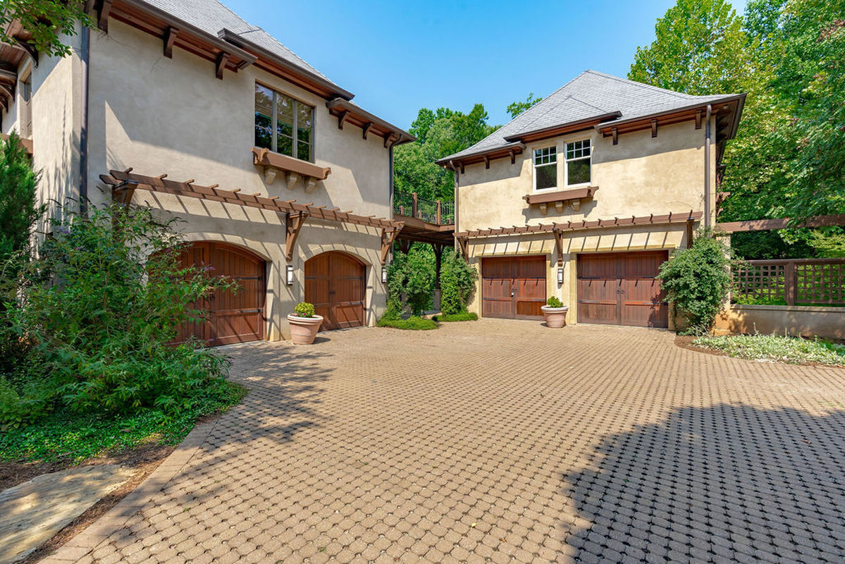 Caul Group-2604 Chelmsford-95backexterior