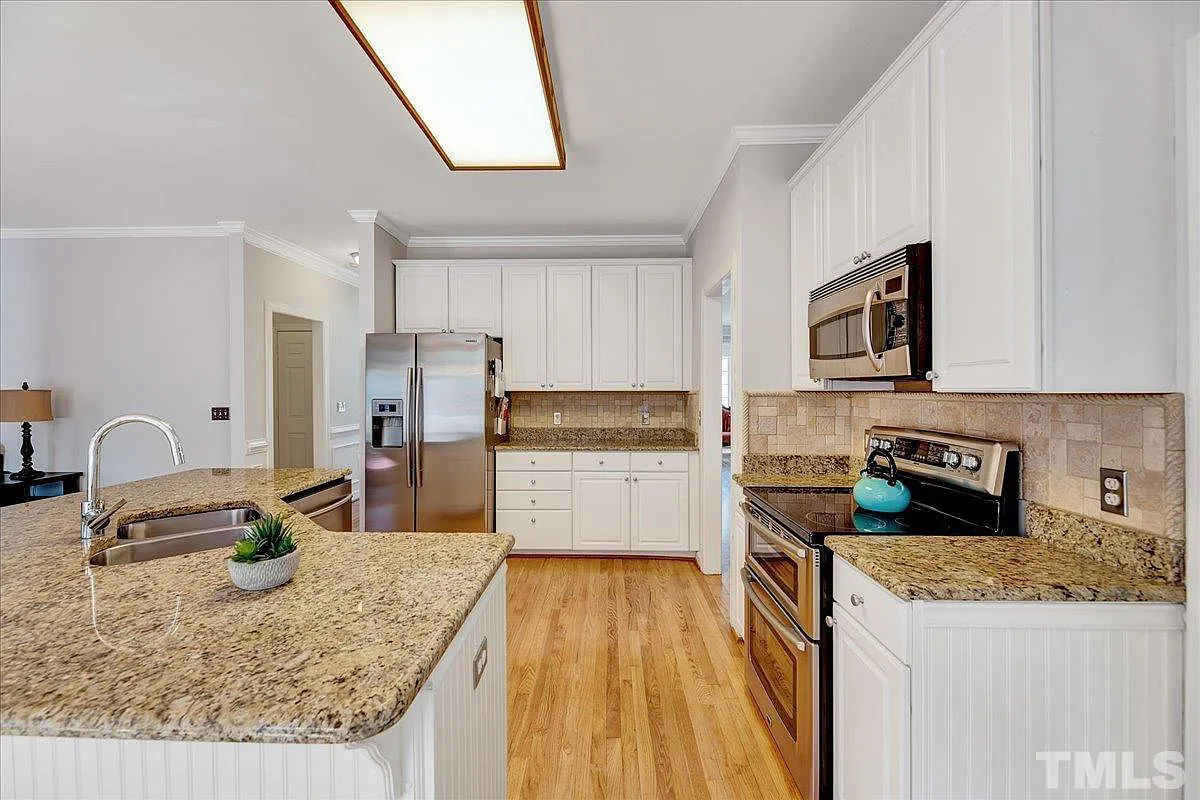 Caul-Group-3016-Plaza-Place-12