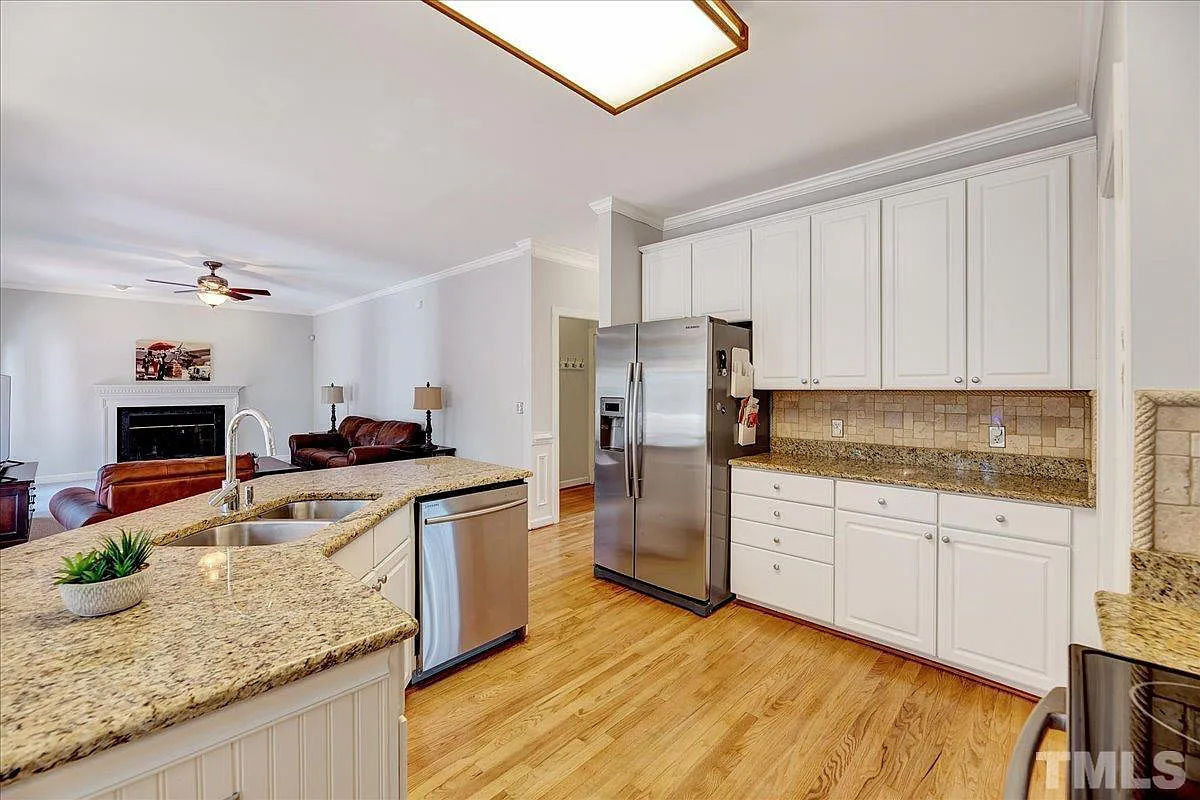 Caul-Group-3016-Plaza-Place-13