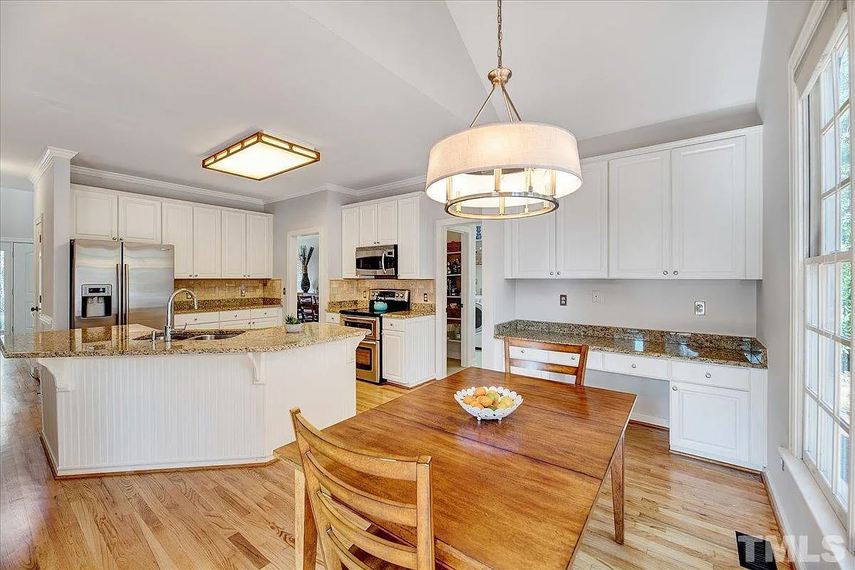 Caul-Group-3016-Plaza-Place-14