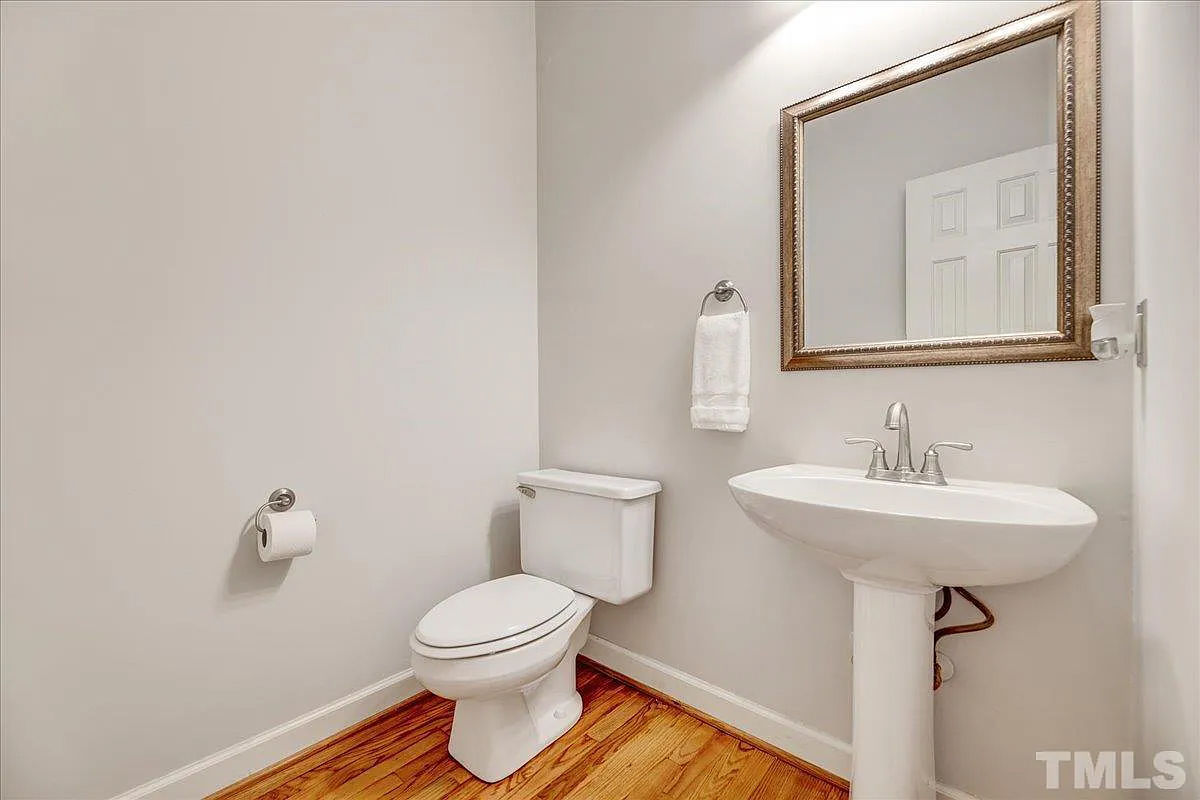 Caul-Group-3016-Plaza-Place-16