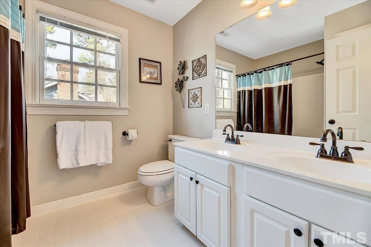 Caul-Group-3016-Plaza-Place-25