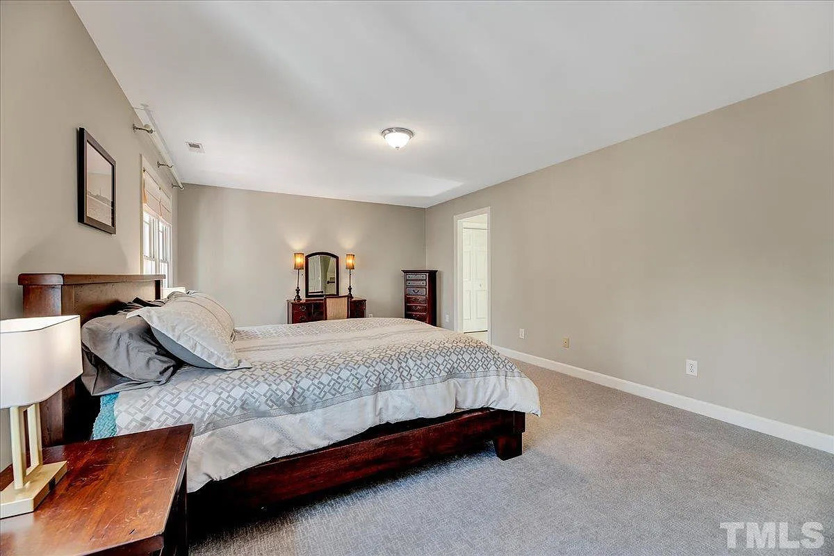 Caul-Group-3016-Plaza-Place-35