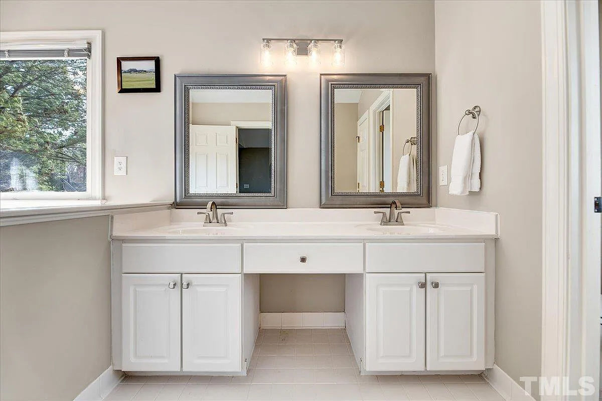 Caul-Group-3016-Plaza-Place-40