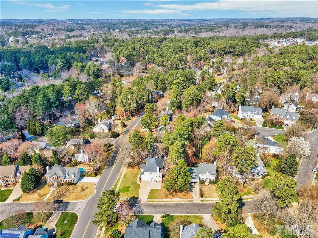 Caul-Group-3016-Plaza-Place-52