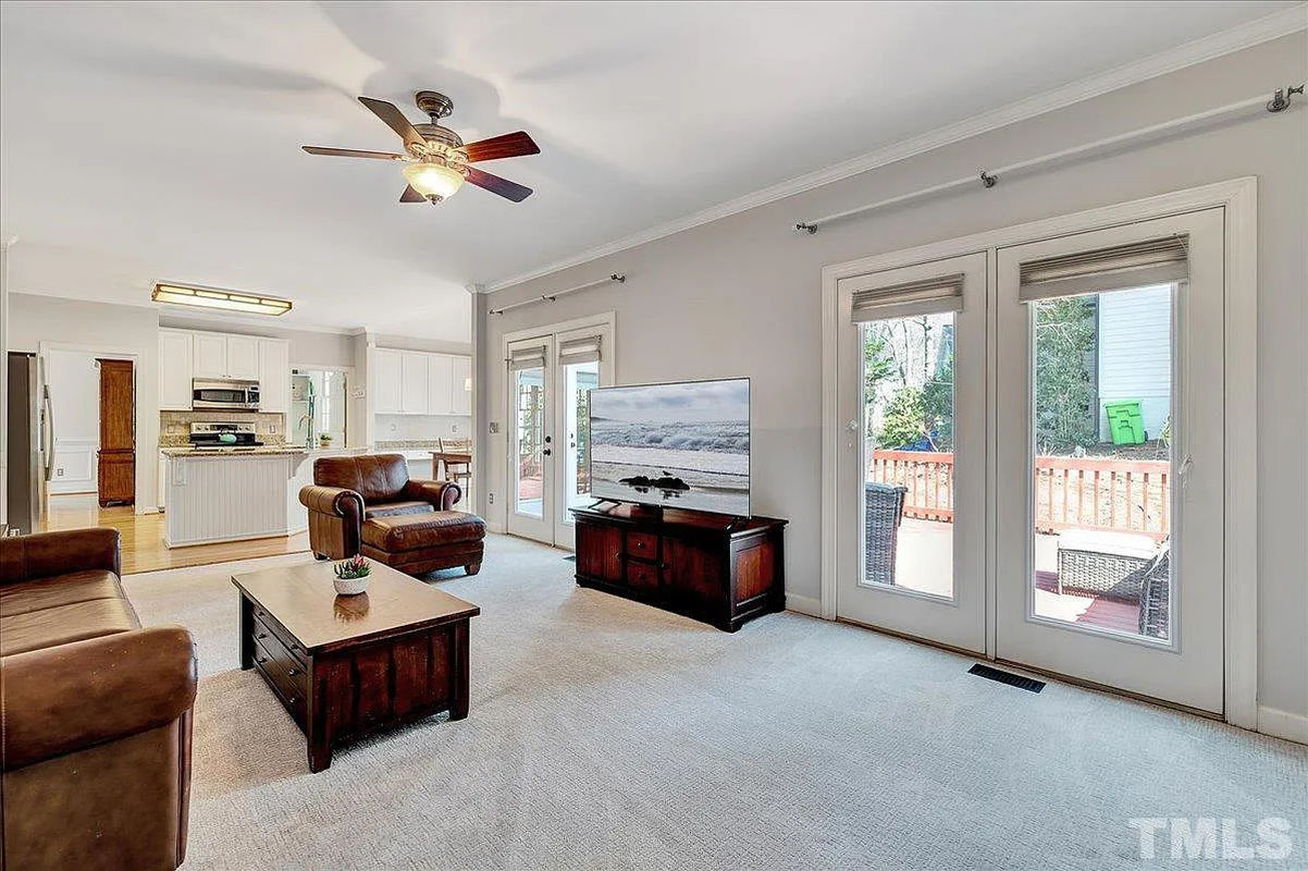 Caul-Group-3016-Plaza-Place-7