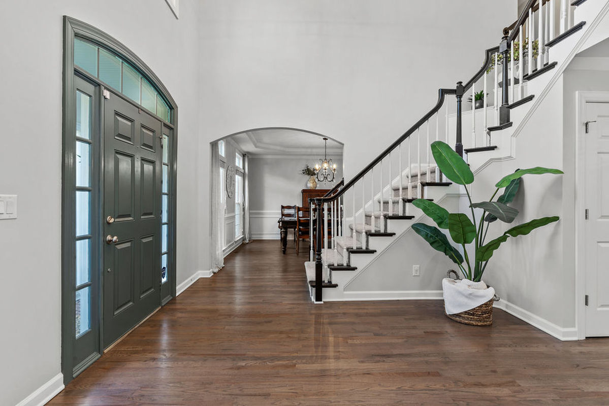 Caul Group-307 Southmoor Oaks-06entry