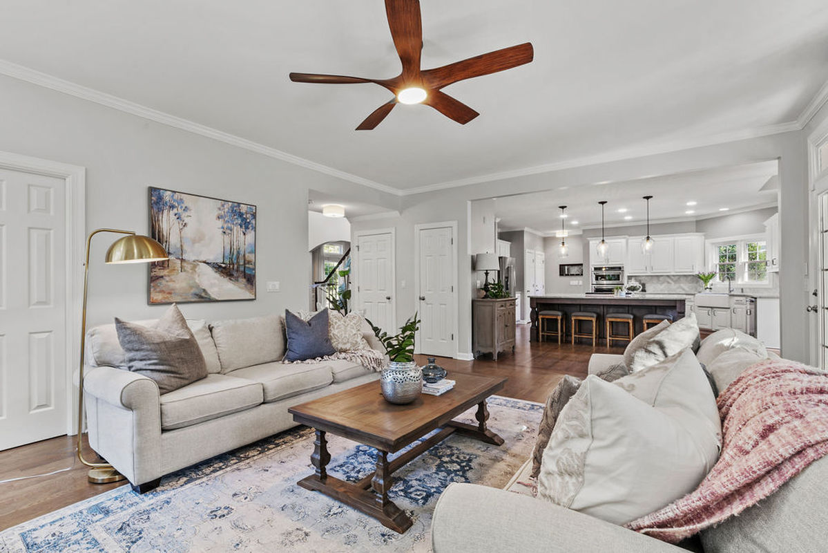 Caul Group-307 Southmoor Oaks-17living