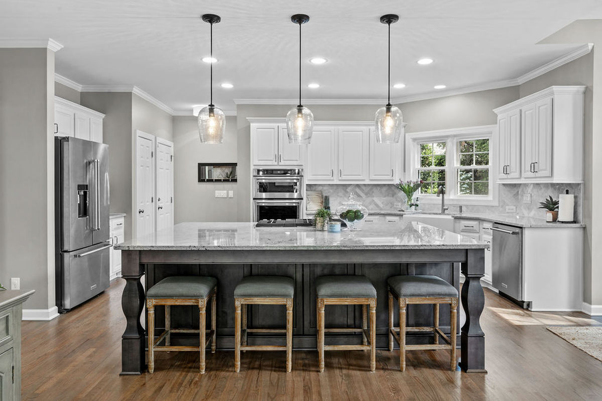 Caul Group-307 Southmoor Oaks-20kitchen