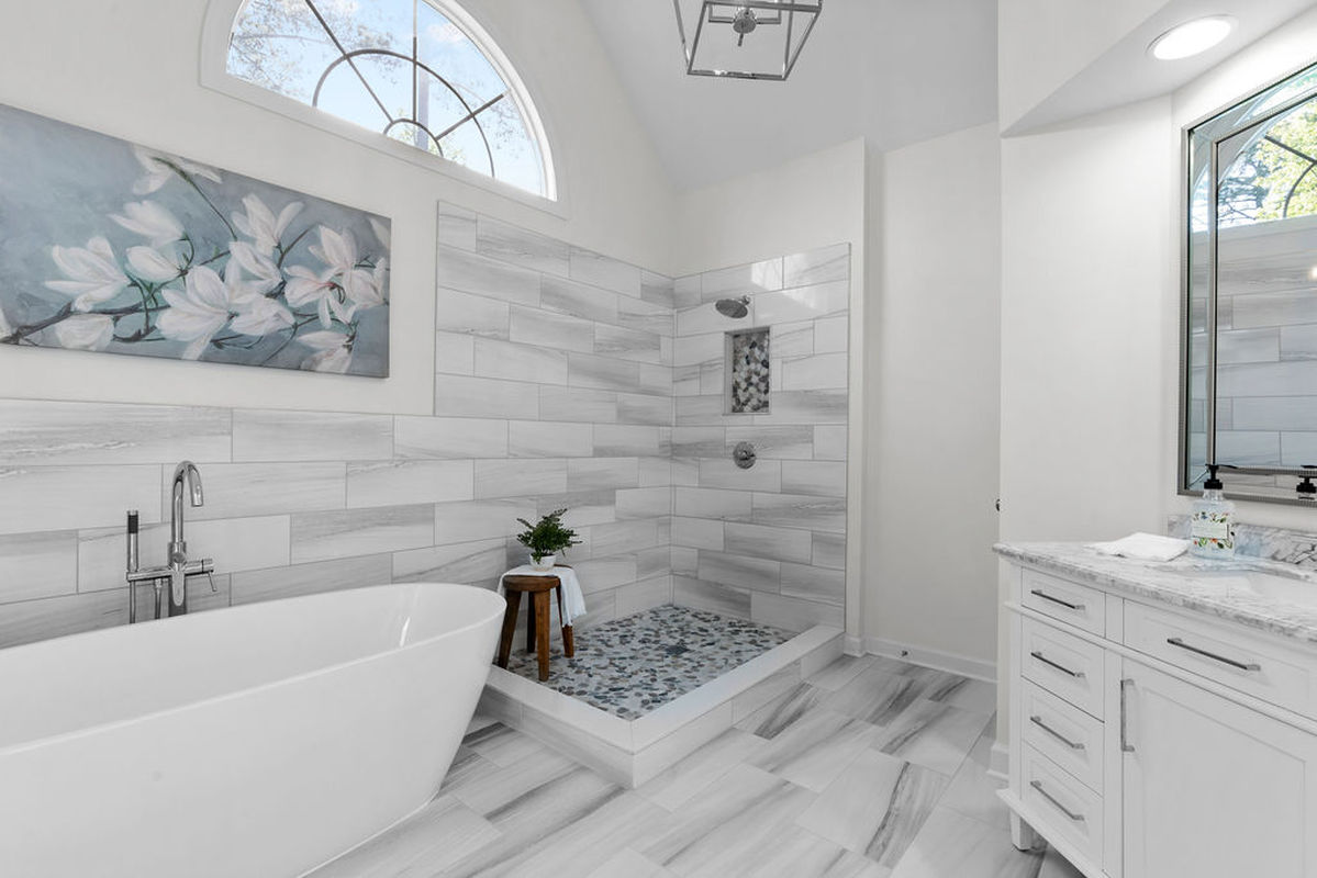 Caul Group-307 Southmoor Oaks-34masterbath