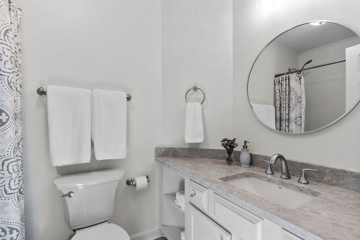 Caul Group-307 Southmoor Oaks-39bath3