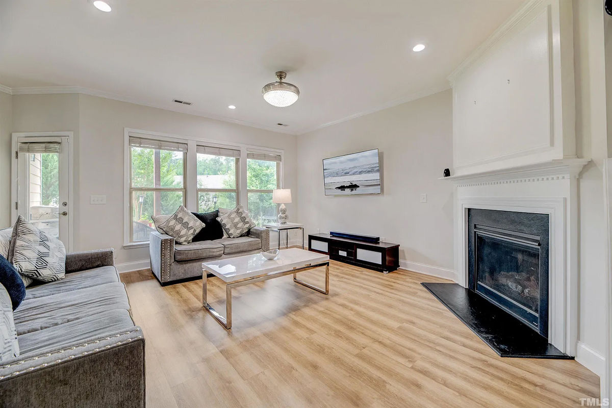 Caul-Group-3524-Manifest-Place-16