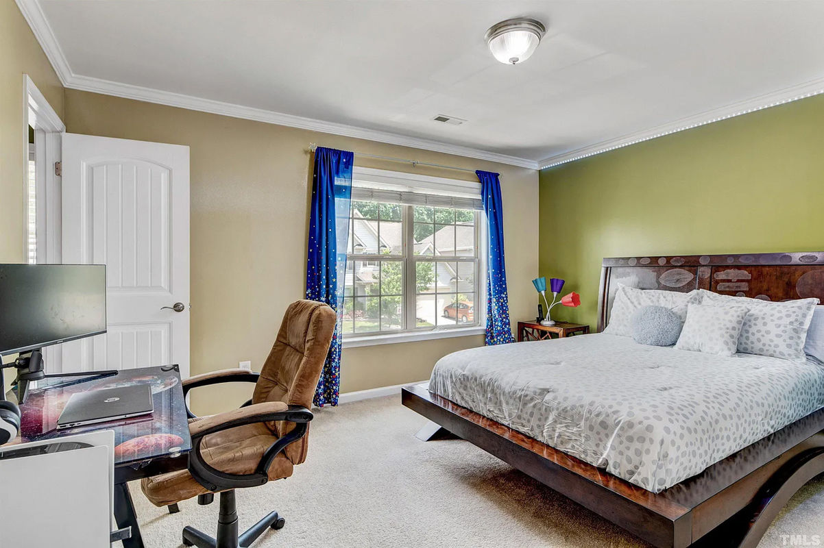 Caul-Group-3524-Manifest-Place-31