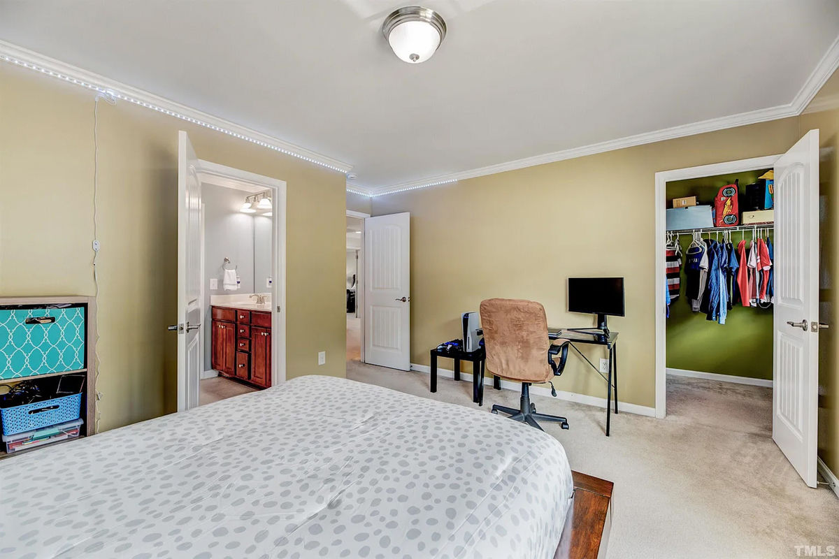 Caul-Group-3524-Manifest-Place-32