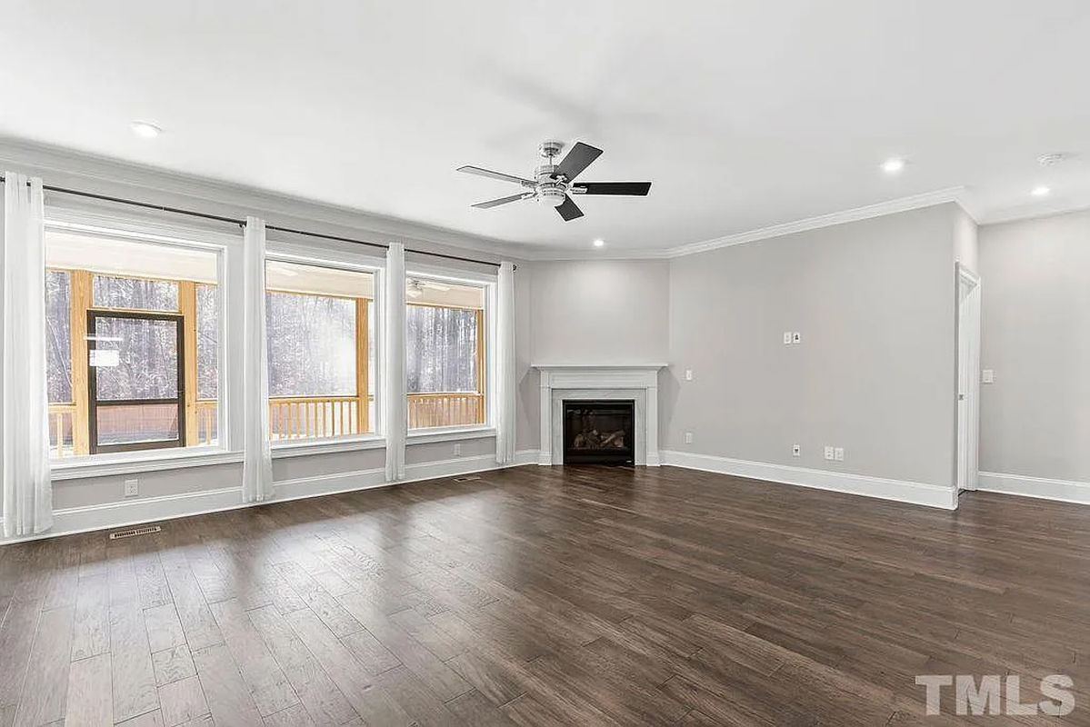 Caul-Group-4329-Buckley-Drive-16