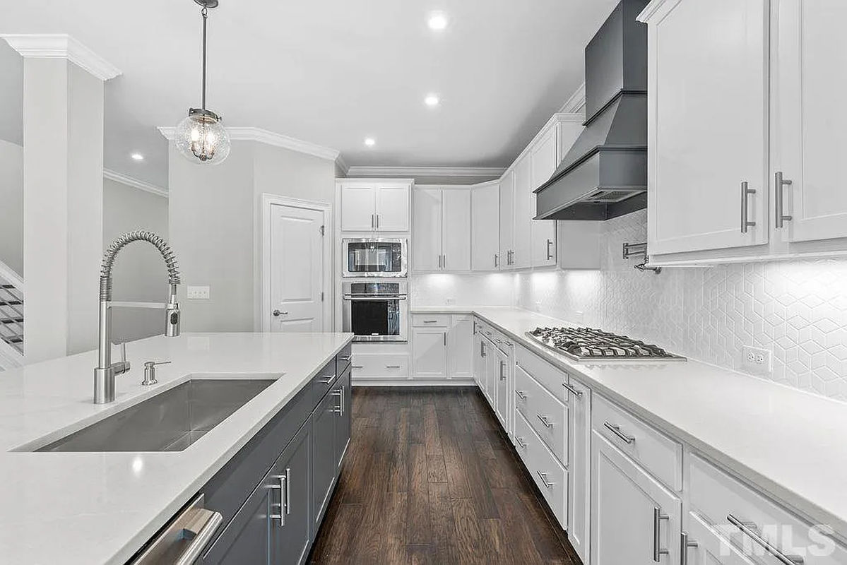 Caul-Group-4329-Buckley-Drive-23