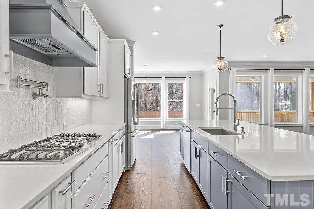 Caul-Group-4329-Buckley-Drive-24