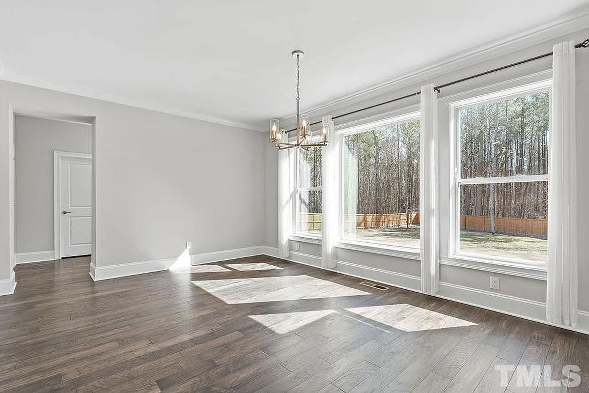 Caul-Group-4329-Buckley-Drive-27