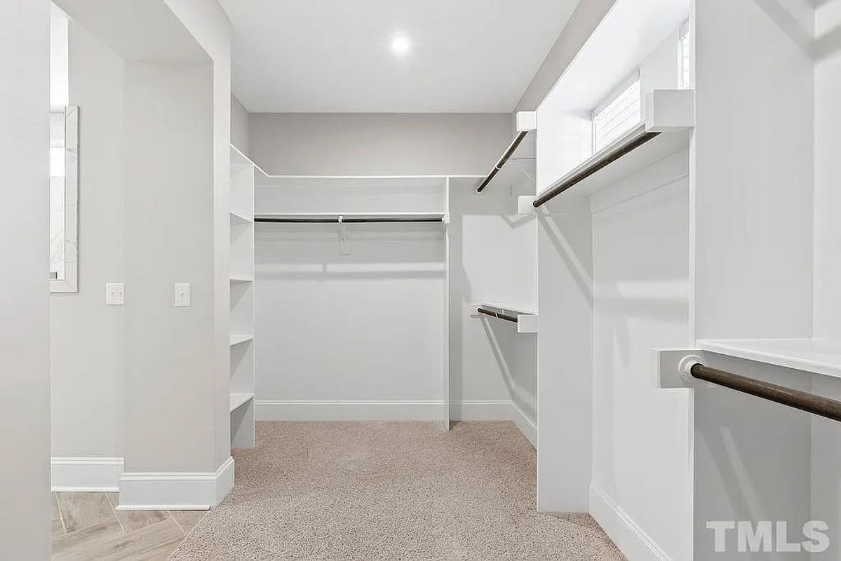 Caul-Group-4329-Buckley-Drive-38