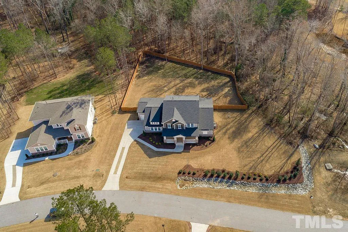 Caul-Group-4329-Buckley-Drive-62