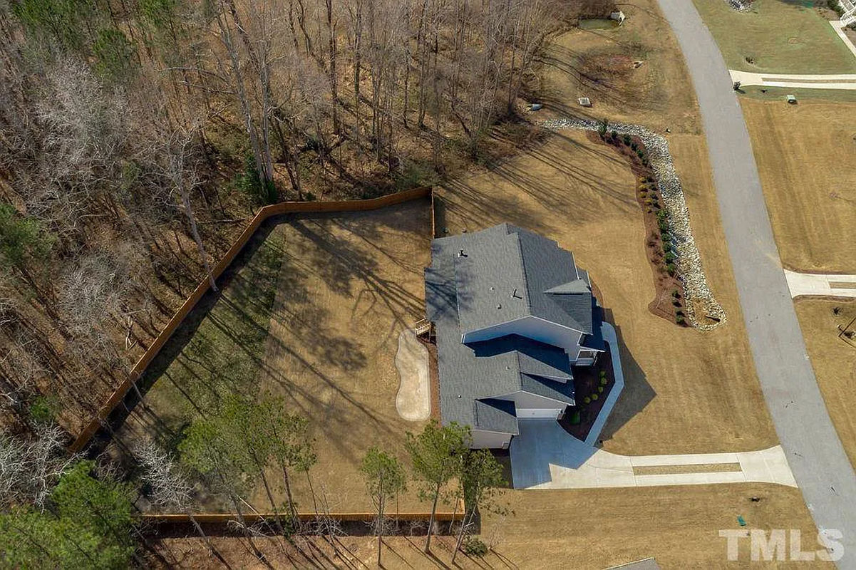 Caul-Group-4329-Buckley-Drive-65