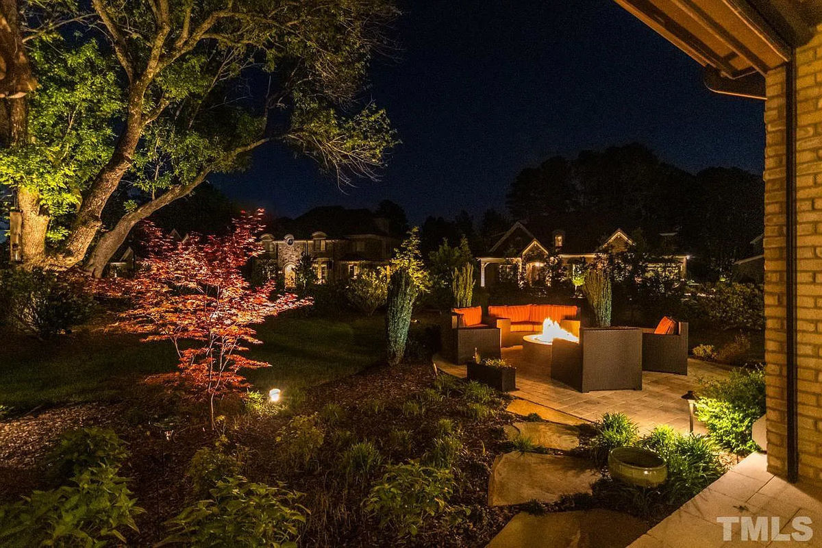 Caul Group-516-Calderbank-Way-10