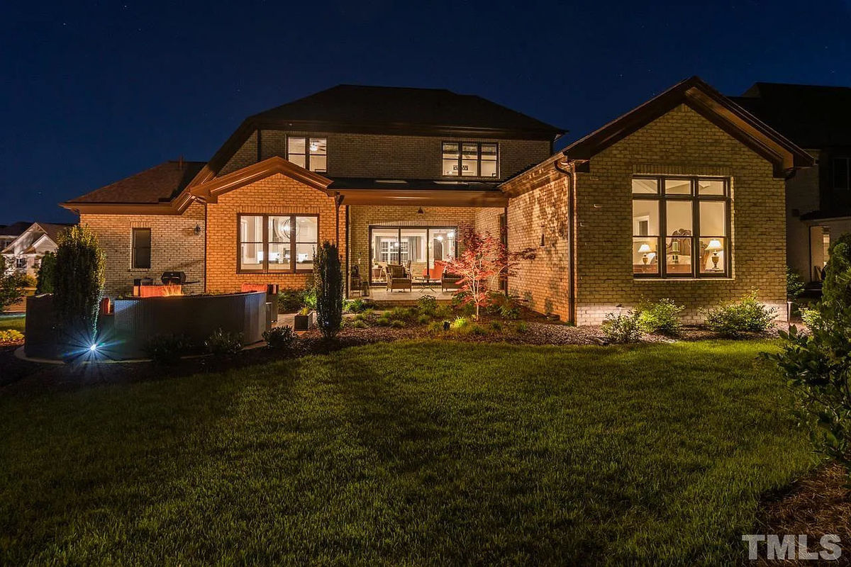 Caul Group-516-Calderbank-Way-11