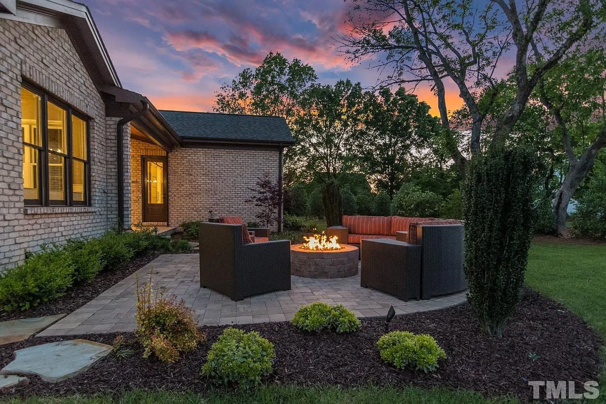 Caul Group-516-Calderbank-Way-2