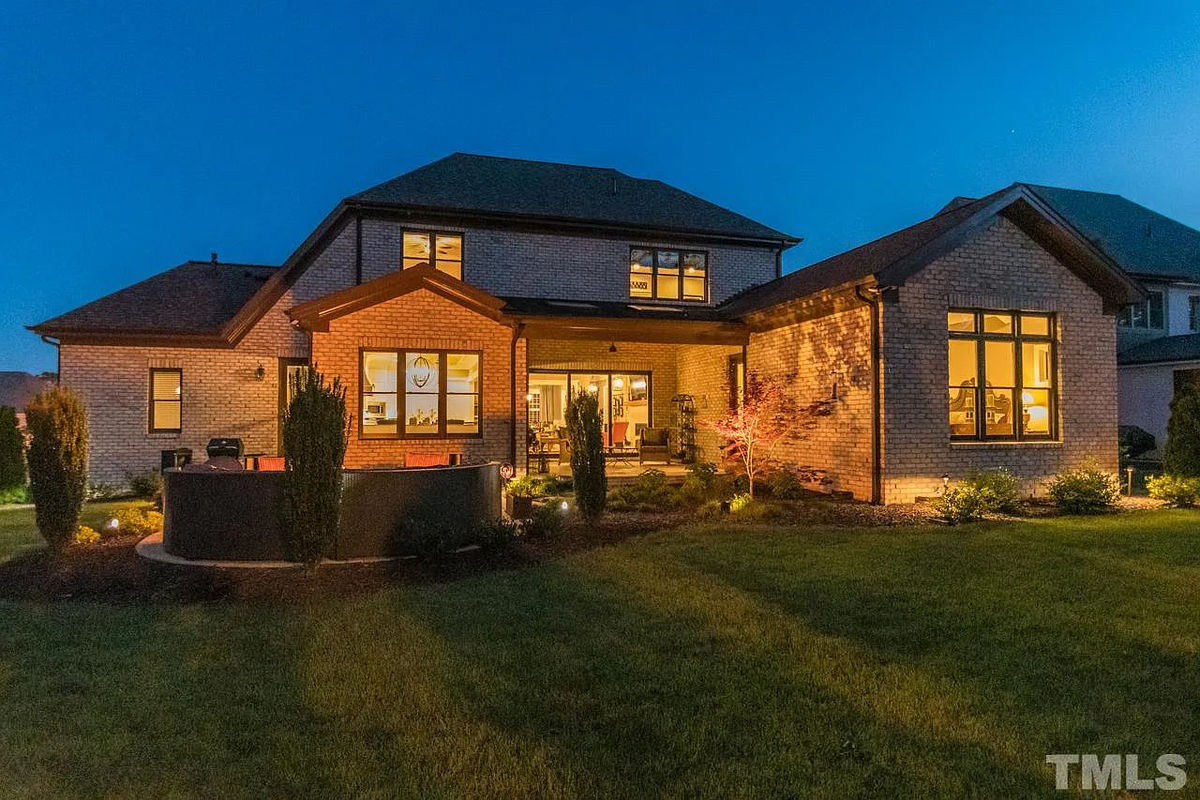 Caul Group-516-Calderbank-Way-6