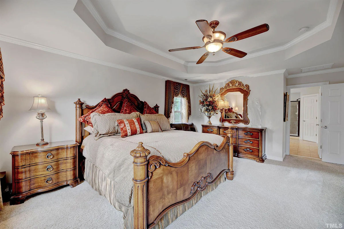 Caul-Group-5406-Centerville-Lane-10