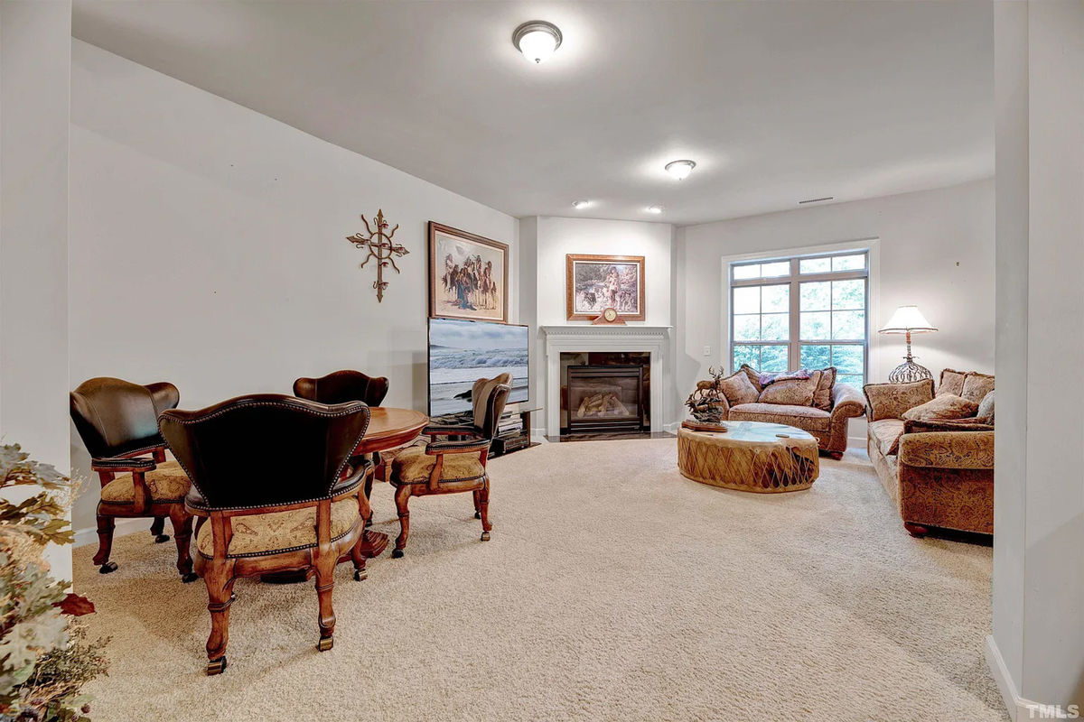 Caul-Group-5406-Centerville-Lane-12