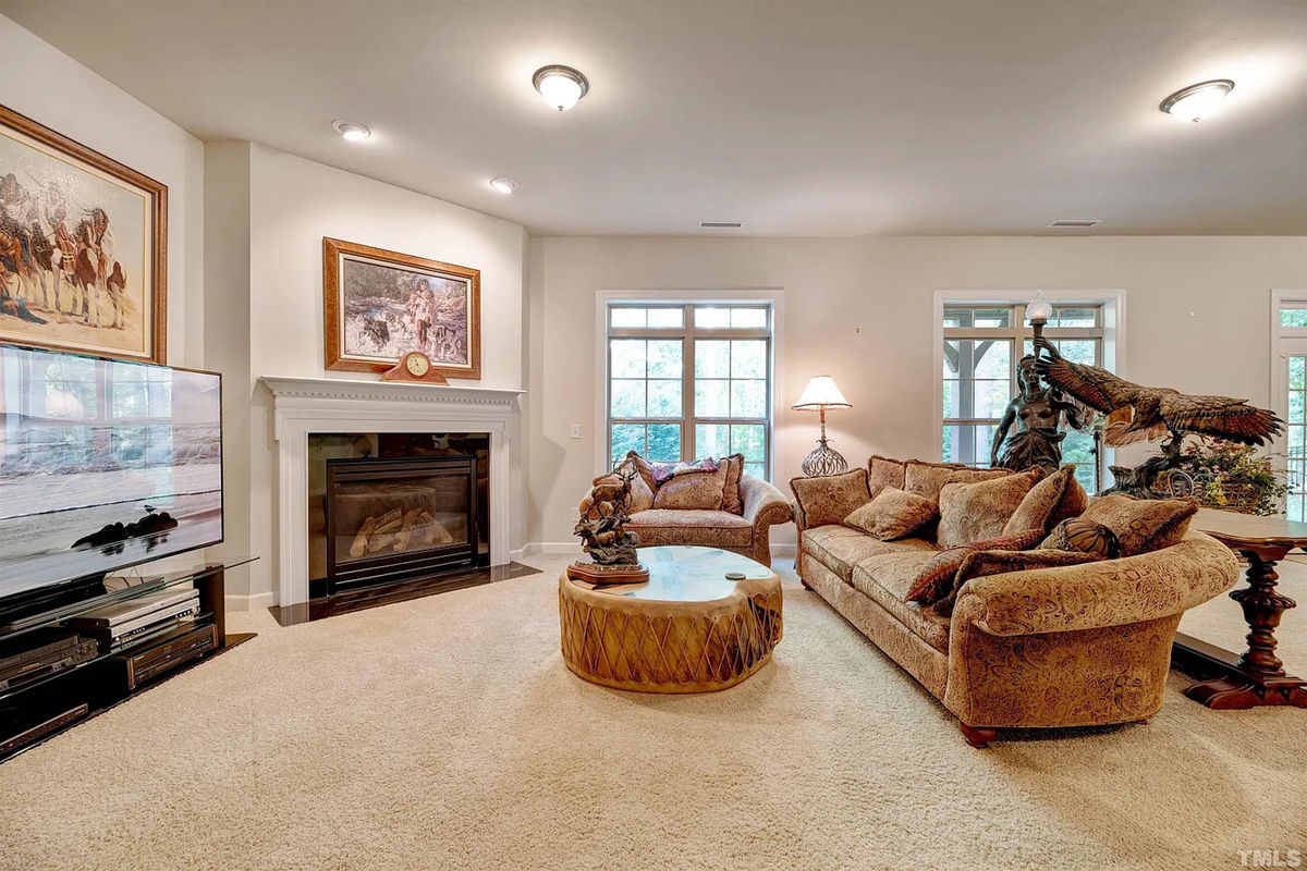 Caul-Group-5406-Centerville-Lane-13