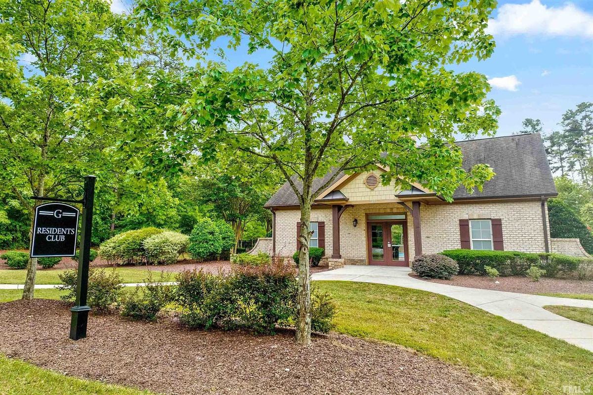 Caul-Group-5406-Centerville-Lane-17