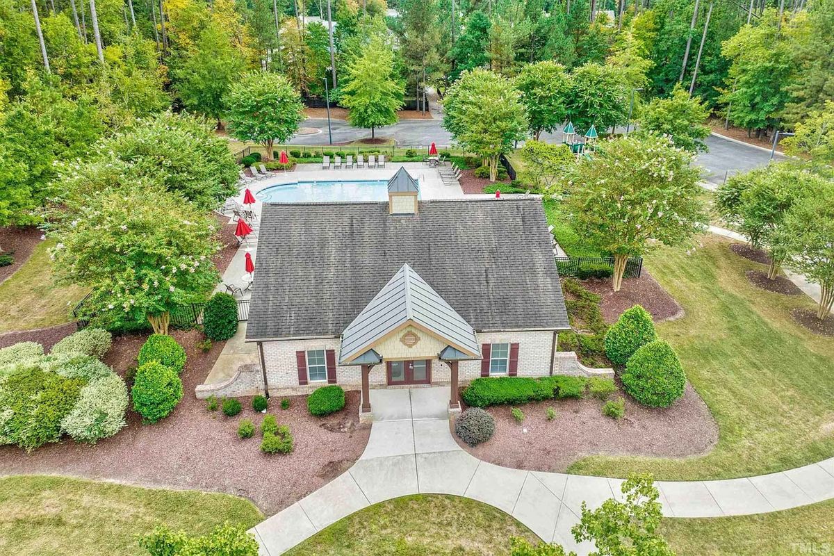 Caul-Group-5406-Centerville-Lane-18