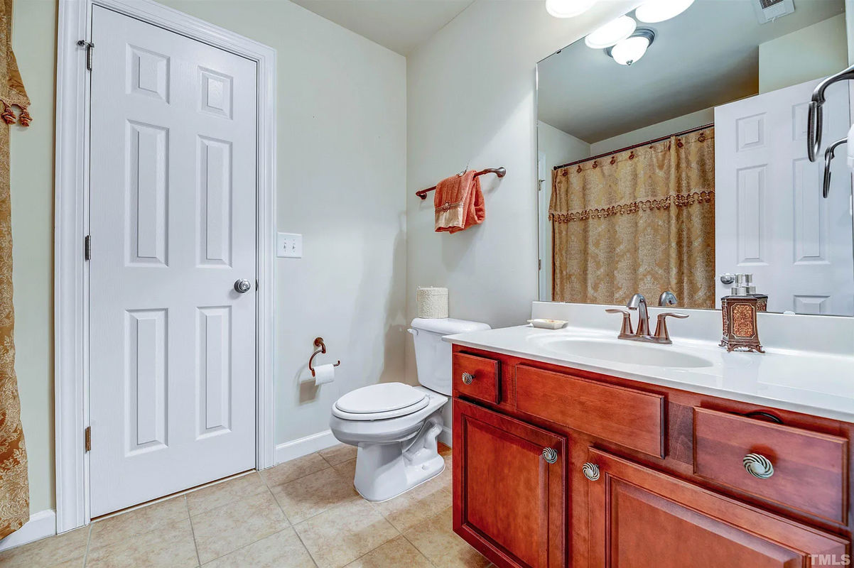 Caul-Group-5406-Centerville-Lane-6