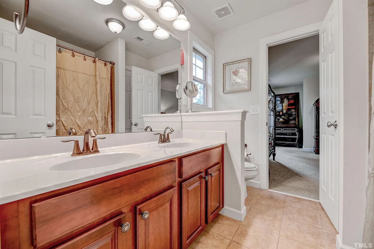 Caul-Group-5406-Centerville-Lane-7