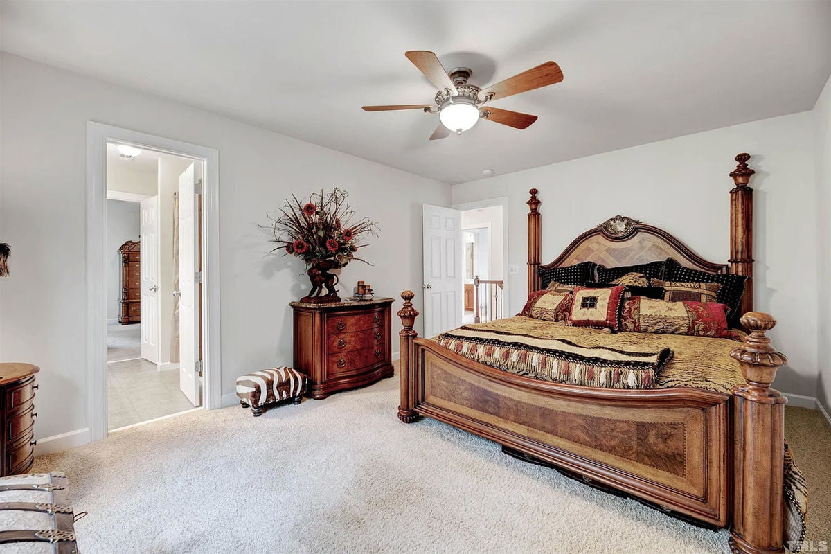 Caul-Group-5406-Centerville-Lane-9